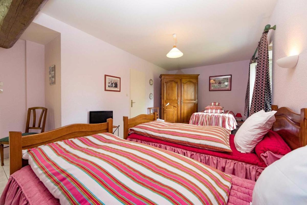 Jolie Vache Deguisee En Fleurs, Chambre D'Hote A Soulosse Δωμάτιο φωτογραφία